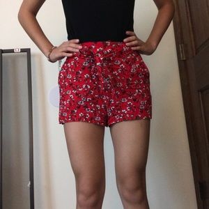 RED FLORAL SHORTS